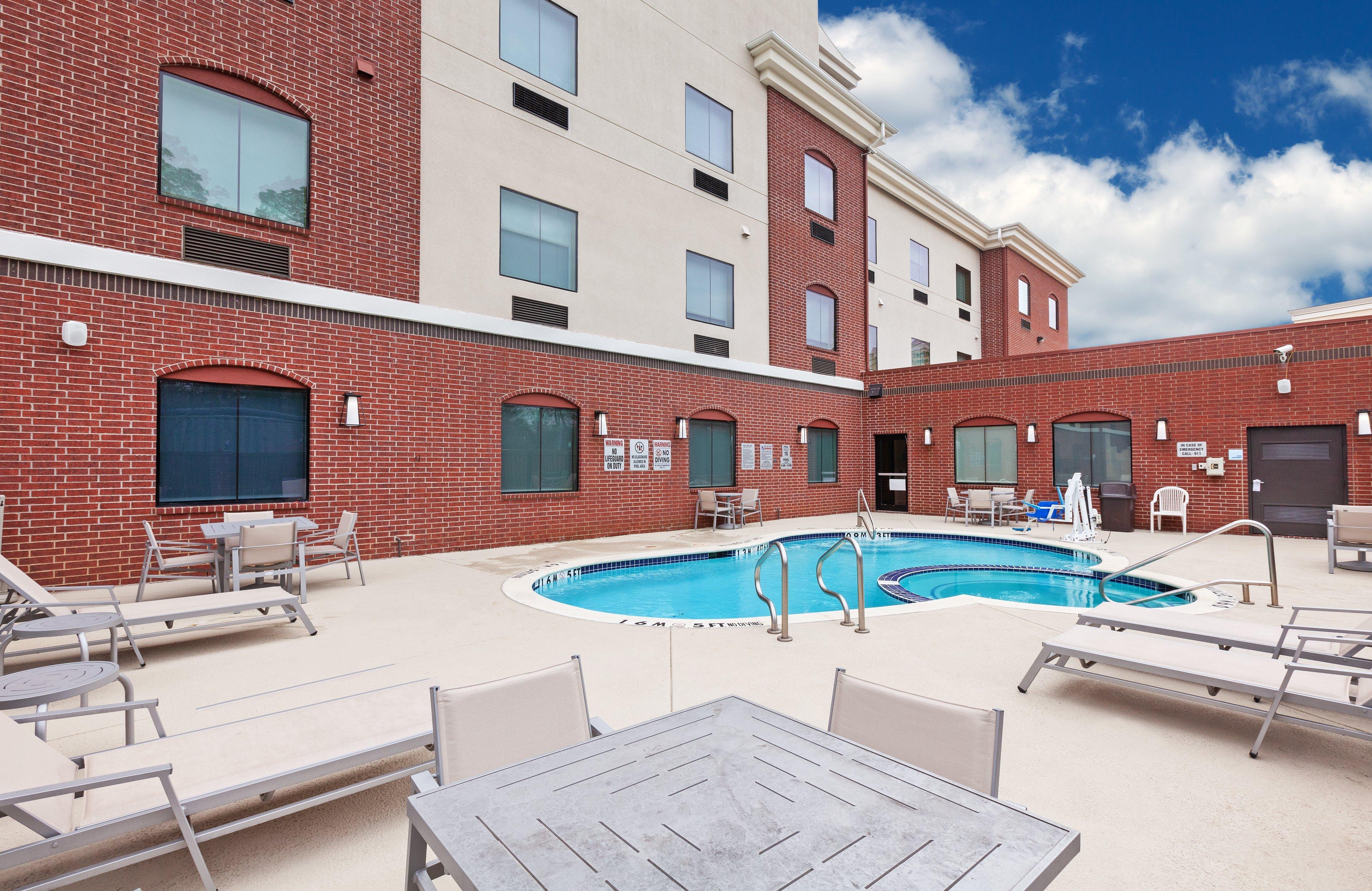 Holiday Inn Express & Suites Longview South I-20 By Ihg Eksteriør billede